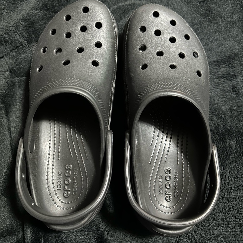 Platform crocs